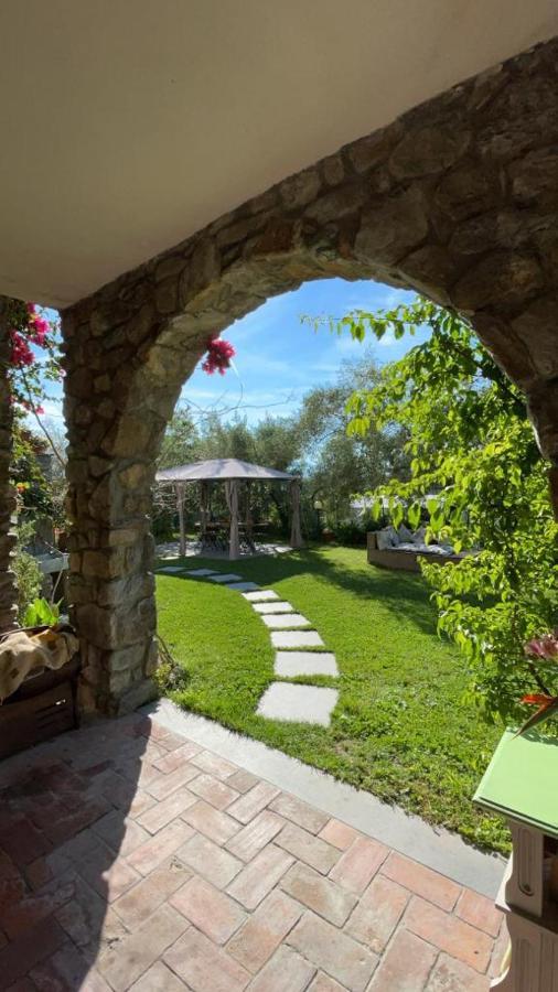 Hotel Il Casale Del Magra Ameglia Exterior foto